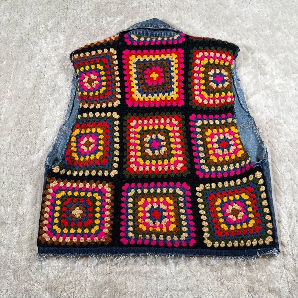 Signature8 Oversized Granny Square Crochet Denim Embroidered Multicolor Vest S